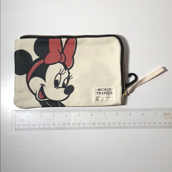 Minnie “Mickey Travels” Pouch - Picture 4 of 5